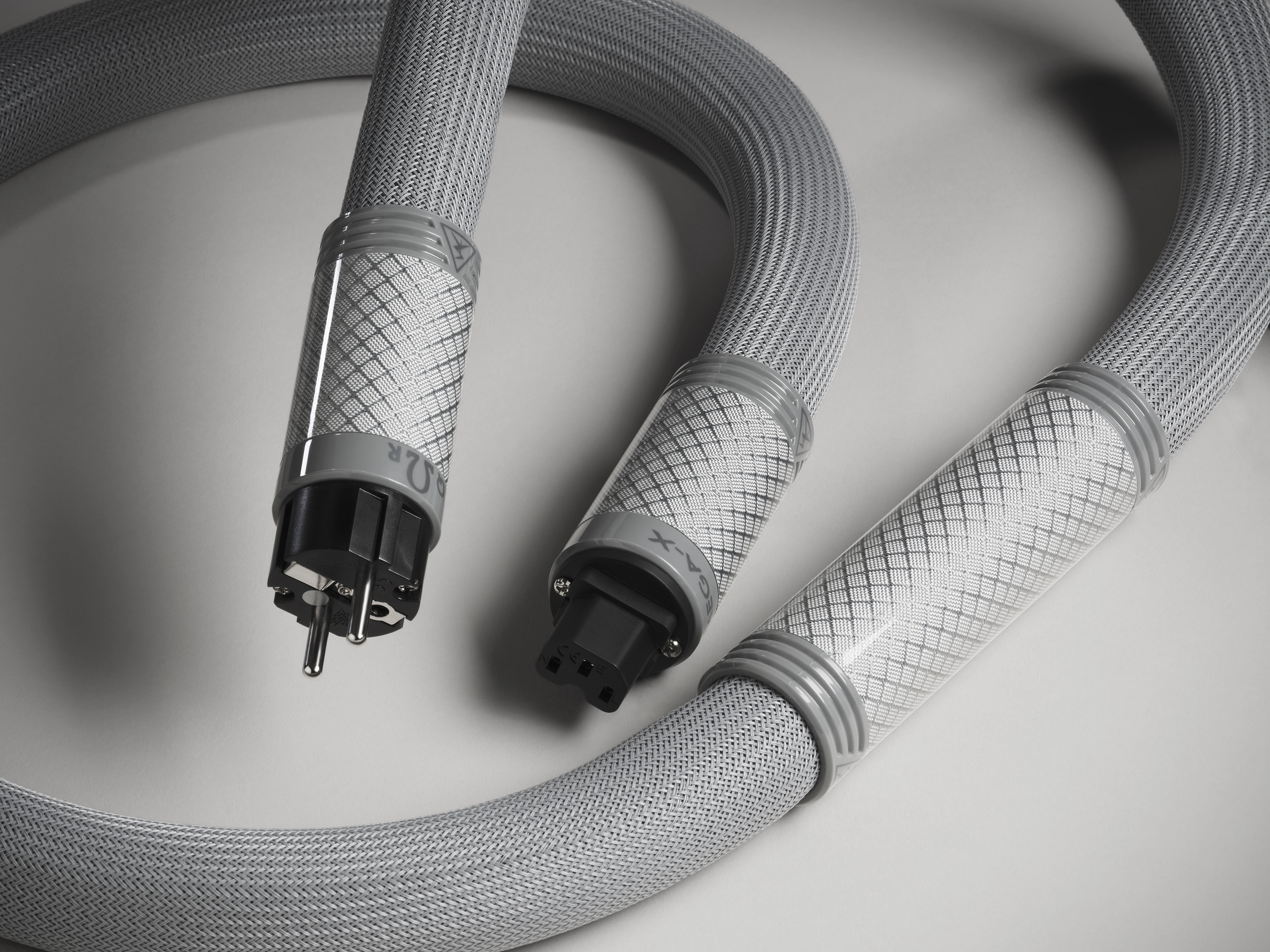 Model Omega X QR C15